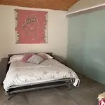 Horse Shoe House