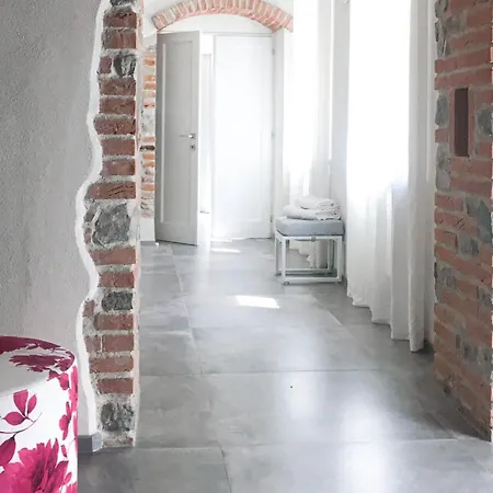Villa Horse Shoe House Chiaverano