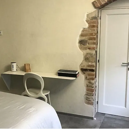 Horse Shoe House Chiaverano