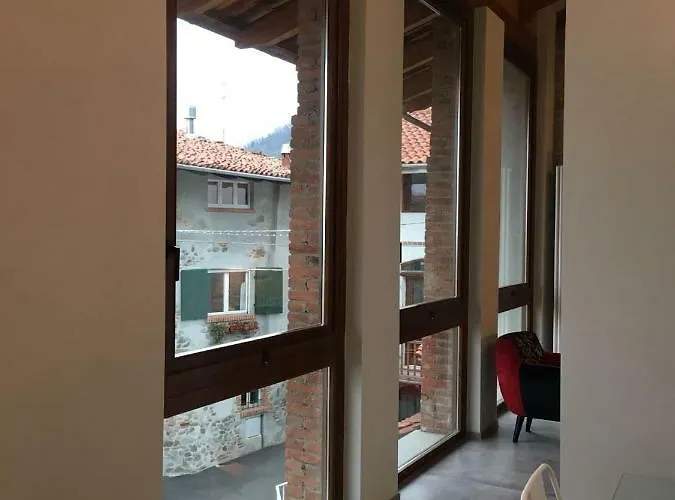Villa Horse Shoe House Chiaverano